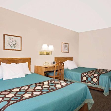 Motel Super 8 By Wyndham Long Prairie Esterno foto